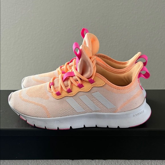 Women’s Adidas Orange and Pink Sneakers - Picture 3 of 7